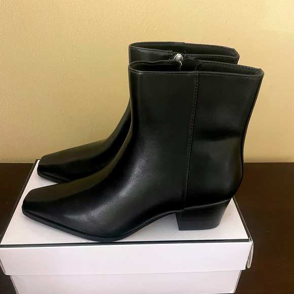 Old Navy Shoes - Old Navy Black City Bootie Square Toe Block Heel Ankle Boots Womens 6.5 788053-0